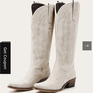 Women’s Embroidered Cowgirl Boots with Stitching